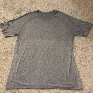 Men’s Lululemon Tshirt